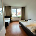 Haus An Der Weser - 24/7 Check-in Apartment Heinsen
